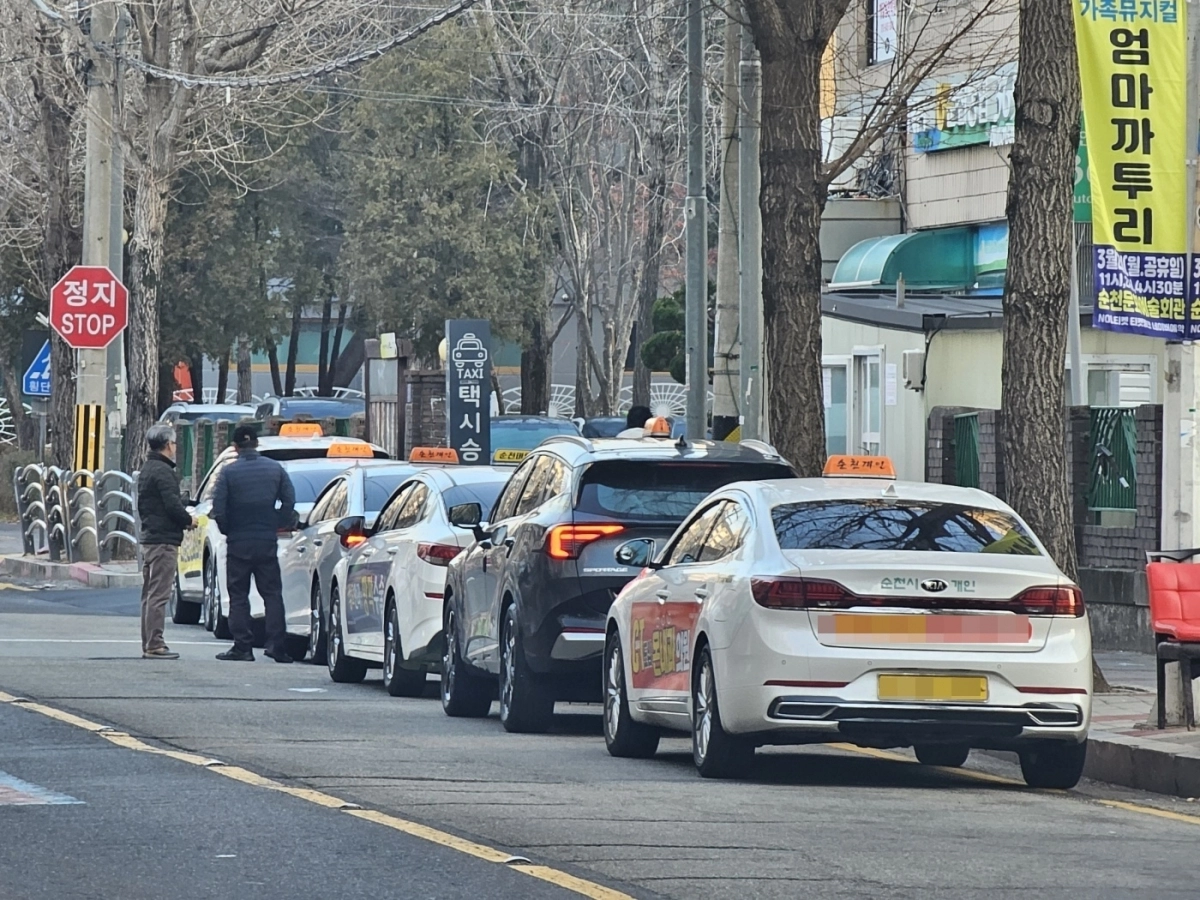 순천시 덕연동의 한 택시 승강장 모습. 사진은 기사와 관련 없음.