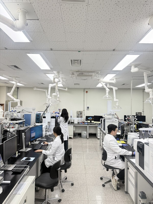 대구 수돗물 수질을 분석하는 모습. 대구시 제공