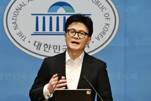 한동훈 전 대표, 윤리위 제명 비판 기자회견