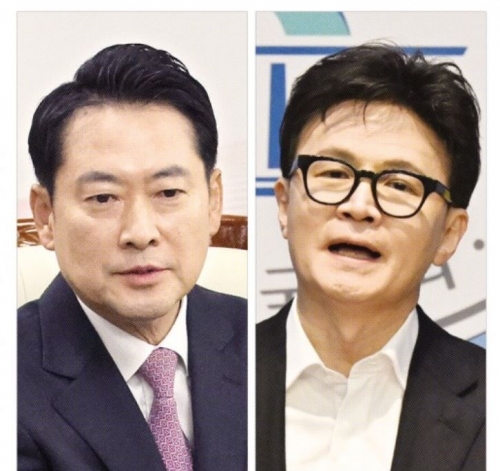 장동혁 대표 체제에서 구성된 국민의힘 윤리위원회가 14일 새벽에 한동훈 전 대표에 대해 전격 제명을 결정하면서 당내 갈등이 최고조로 치닫고 있다. 왼쪽은 장 대표가 14일 대전시청에서 진행된 ‘대전·충남 통합 관련 정책협의’에 참석한 모습. 오른쪽은 한 전 대표가 같은 날 국회 소통관에서 기자회견을 열고 입장을 밝히는 모습이다. 대전 연합뉴스·서울 홍윤기 기자