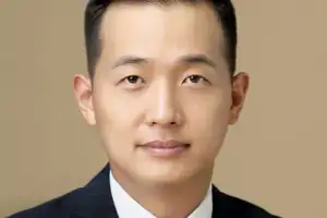 한화 김동관 “전기선박으로 무탄소 해양 생태계 구축”