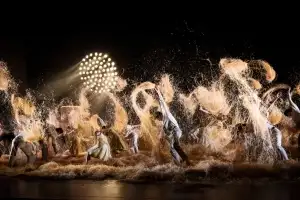 몸짓에 담아낸 혁신과 클래식