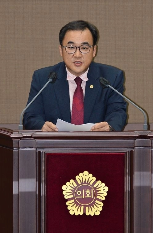 윤기섭 의원이 지난 9월 15일 제314회 임시회 2차 본회의에서 5분 자유발언을 하고 있다.