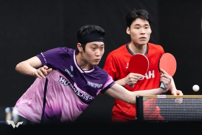 WTT 스타 컨텐더 도하 남자복식에 출전한 조대성(왼쪽)과 장우진. WTT 인스타그램 캡처
