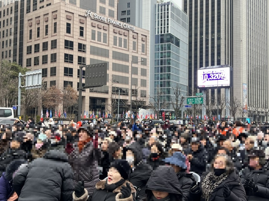 18일 서울 종로구 동화면세점 앞에서 열린 사랑제일교회 전국 주일 연합예배 현장. 2026.1.18 연합뉴스