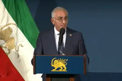 이란 마지막 왕세자 “한국보다 5배 잘살았는데, 북한과 같아져”