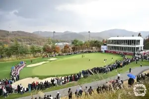 thumbnail - 125만원 vs 1.2억… 97배 차 넘어 日과 어깨 나란히 한 KLPGA