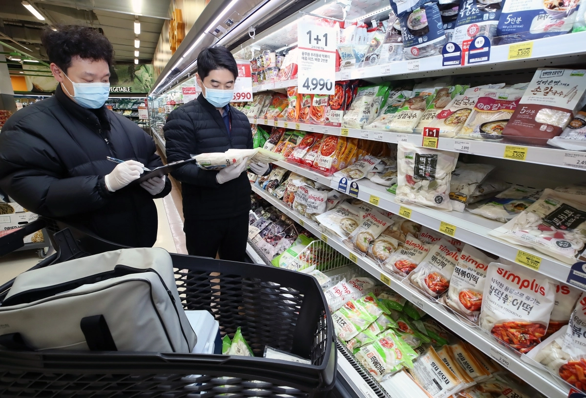 설 앞두고 성수식품 집중 점검