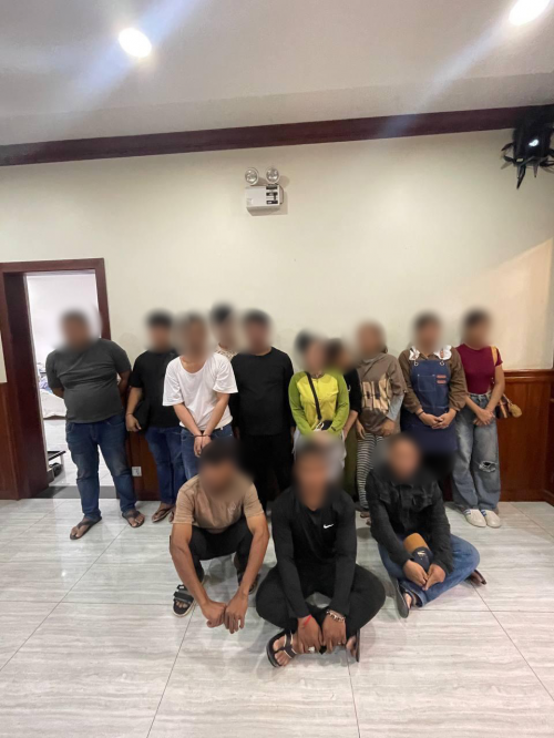 경찰에 검거된 캄보디아 거점 범죄조직원들.[경기북부경찰청 제공]