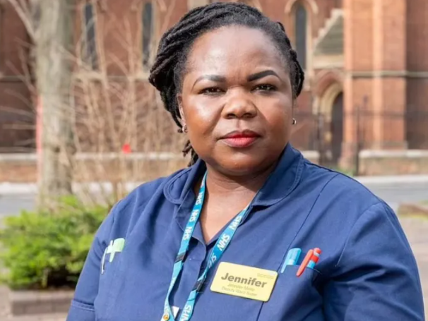 영국의 한 간호사가 남성 교도소에 수감된 트랜스젠더 재소자를 ‘미스터(Mr)’라고 불렀다가 직장에서 해고당할 위기에 처한 사연이 전해졌다. 페이스북