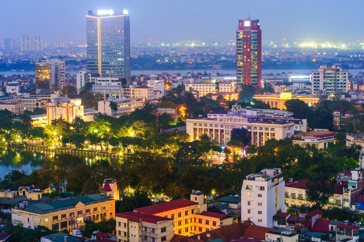 한국인이 즐겨 찾는 베트남 하노이 도심 일몰 풍경. 123rf