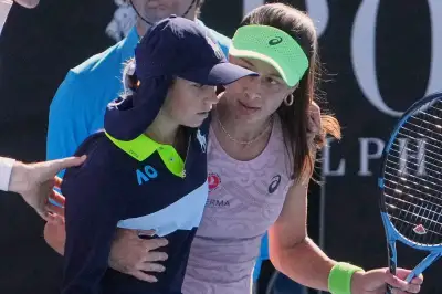 너무 더워서!… 열사병에 탈수·기권 속출