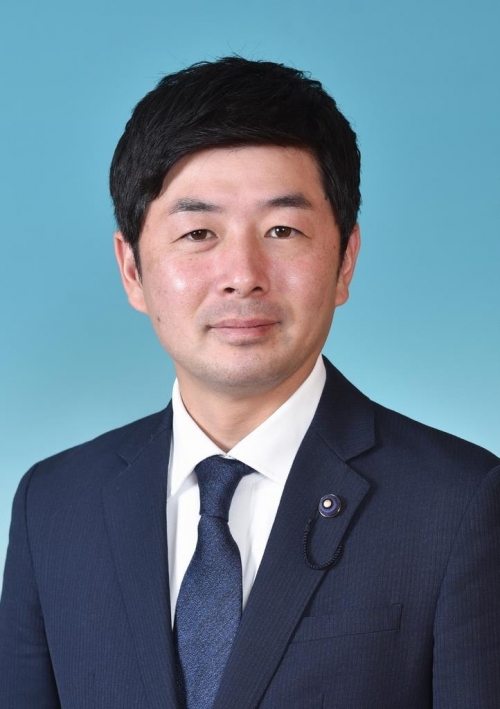 다카이치 사나에 일본 총리의 장남인 야마모토 겐 후쿠이현 지방의회 의원. 후쿠이현의회 홈페이지 캡처