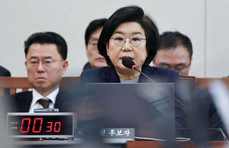 이혜훈 기획예산처 장관 후보자가 23일 서울 여의도 국회에서 열린 인사청문회에 출석해 의원 질의에 답하고 있다. 2026.1.23  뉴스1