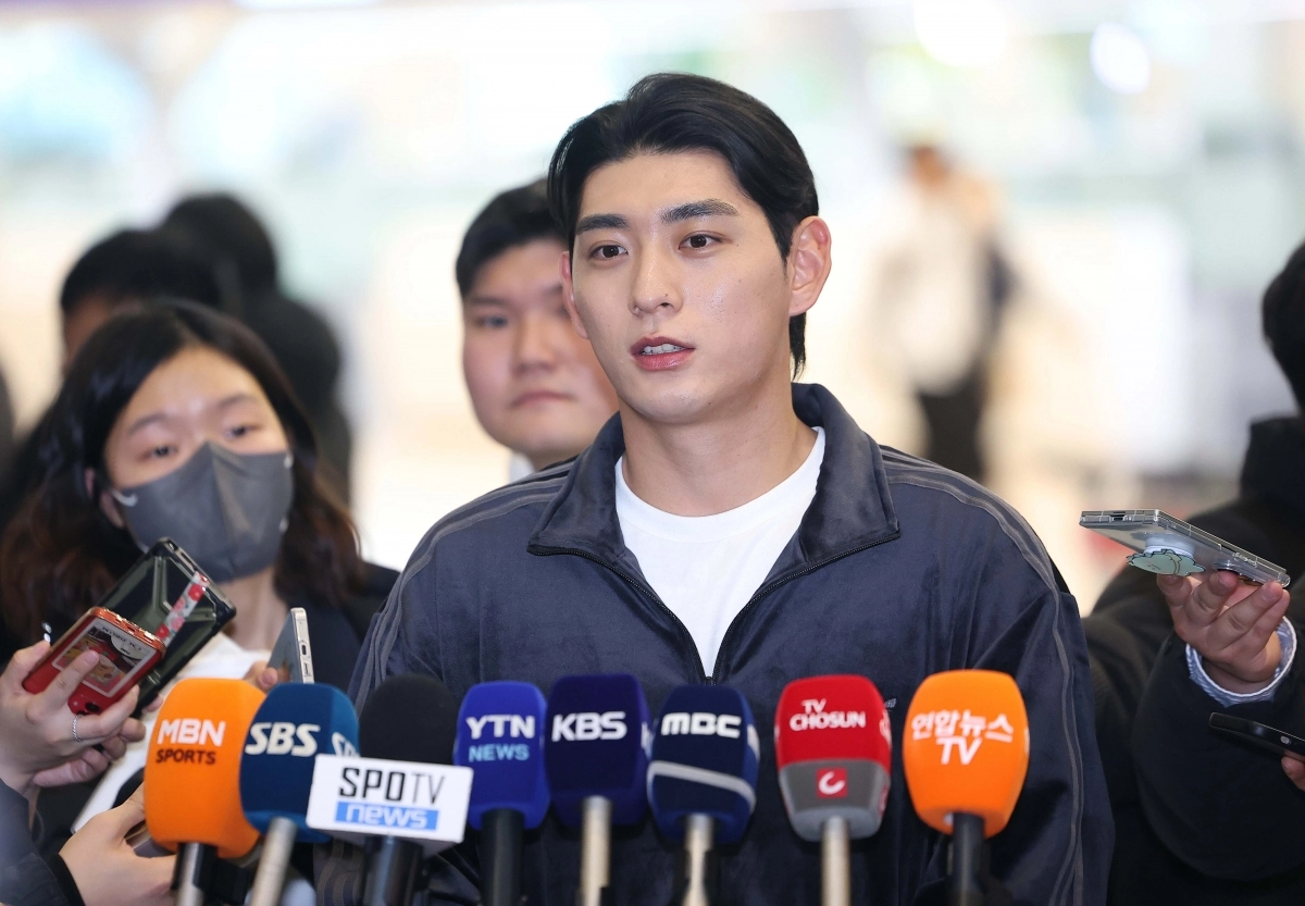 미국 프로야구 메이저리그(MLB) 샌프란시스코 자이언츠 이정후가 21일 인천국제공항 제2터미널에서 출국 전 인터뷰를 하고 있다. 2026.1.21 연합뉴스