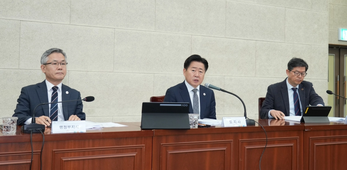 오영훈 지사가 26일 주간혁신성장회의를 열어 도민 체감형 복지정책 추진 의지를 피력하고 있다. 제주도 제공