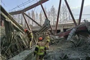 광주대표도서관 붕괴 구조물 용접불량 확인…공무원 등 30명 입건