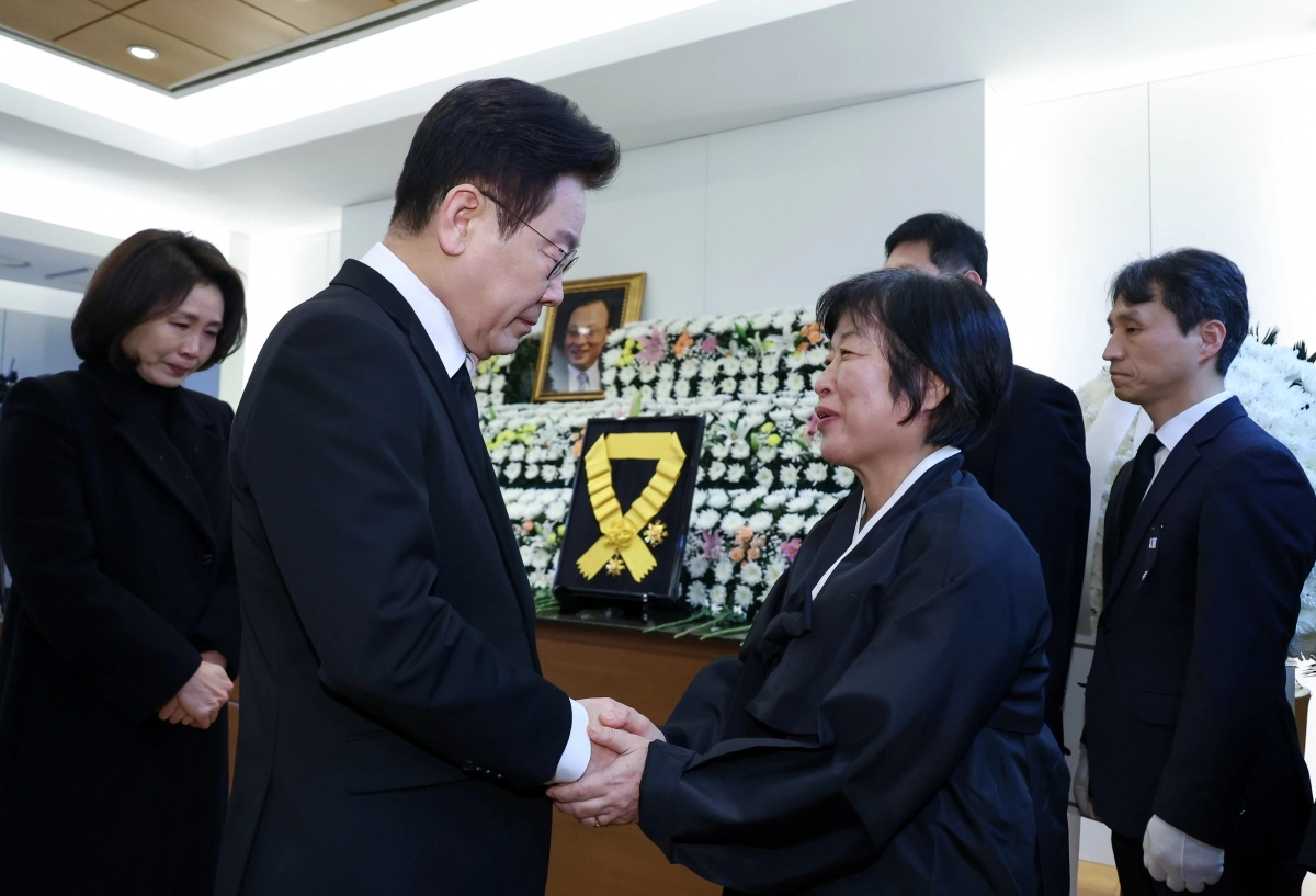 이재명 대통령, 고 이해찬 전 총리 조문