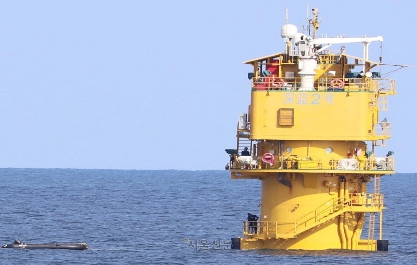 중국이 서해 잠정조치수역(PMZ)에 무단 설치한 해상 구조물 선란 2호. 서울신문DB