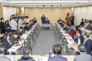 TK행정통합 두 차례 무산 끝 재도전…경북도의회, 28일  안건 표결