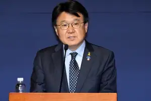 황운하 “합당 시 조국 공동대표 해야”…혁신당 “부적절 발언” 경고