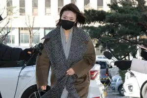 경찰, ‘김병기 최측근’ 이지희 동작구의원 재소환…차남 편입 의혹 관련