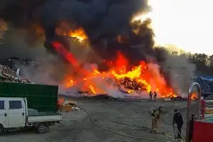 경북 포항 쓰레기매립장에서 불…폐기물 500t 태운 뒤 진화