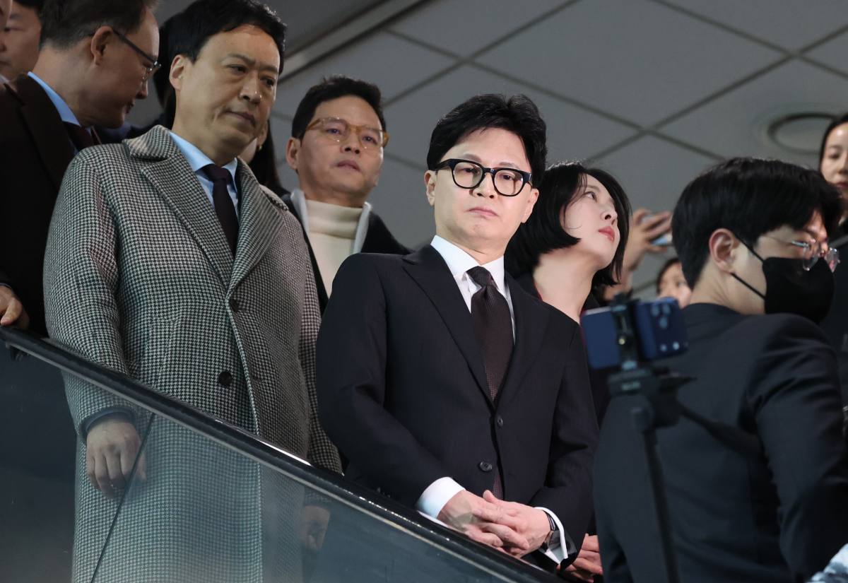 국민의힘에서 제명된 한동훈 전 대표가 29일 국회 소통관에서 제명 결정과 관련해 기자회견을 마친 뒤 이동하고 있다. 연합뉴스