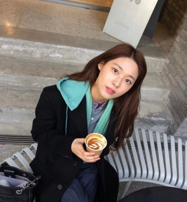 배우 설현. 2026.01.30. 설현 인스타그램 캡처 뉴시스