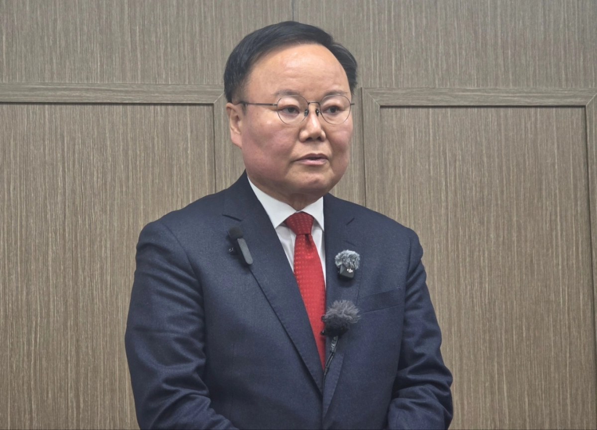 김재원 국민의힘 최고위원이 2일 국민의힘 경북도당사에서 기자간담회를 열고 취재진의 질문에 답하고 있다. 2026. 2. 2. 대구 민경석 기자