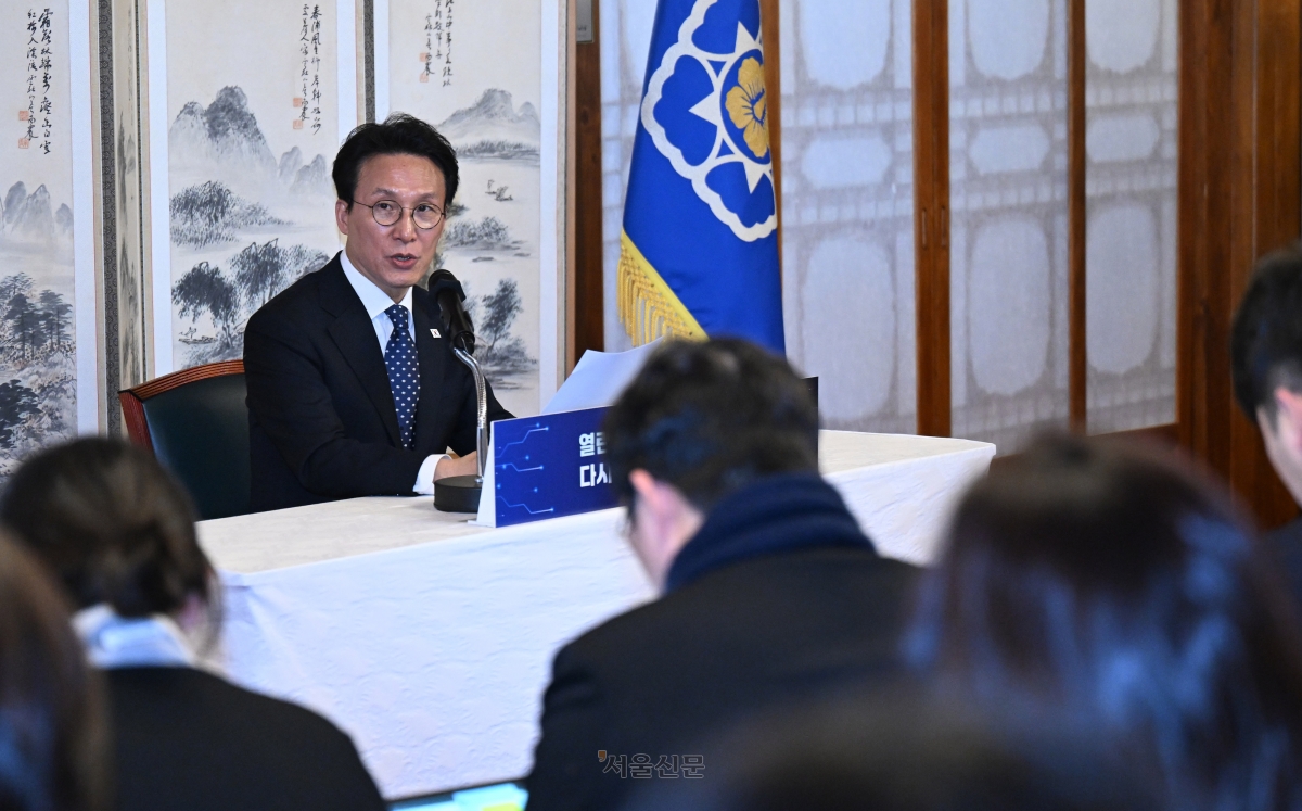 김민석 국무총리가 2일 서울 종로구 총리공관에서 열린 출입기자단 신년 기자간담회에서 발언하고 있다. 2026.2.2 이지훈 기자