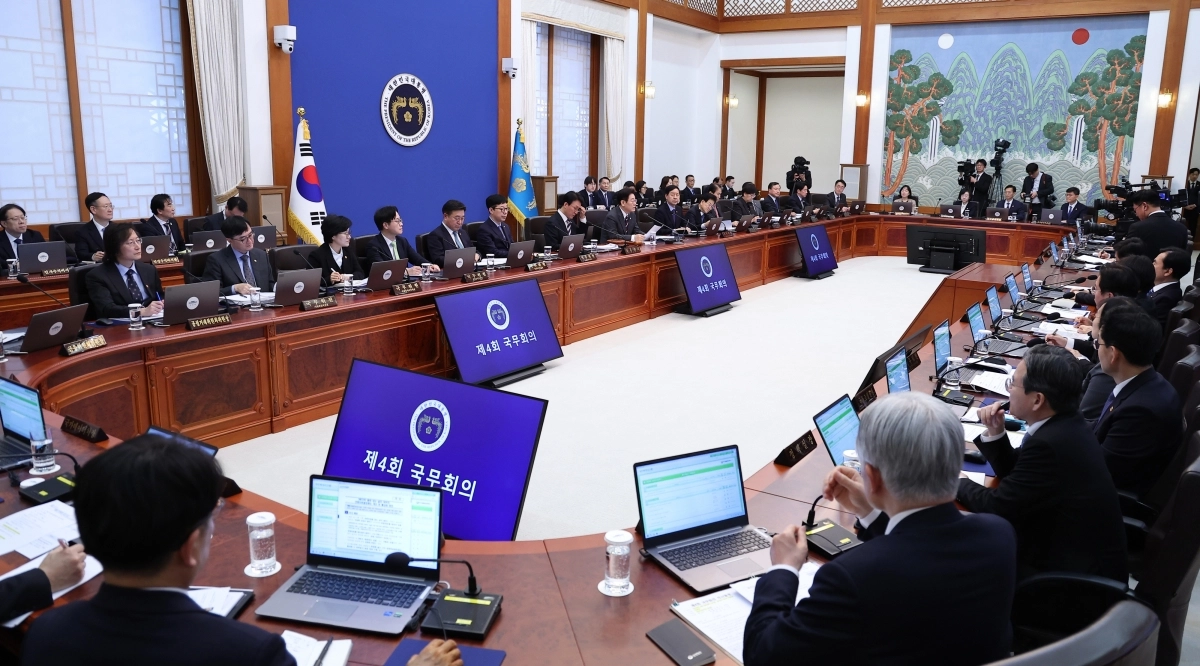 이재명 대통령, 국무회의 주재