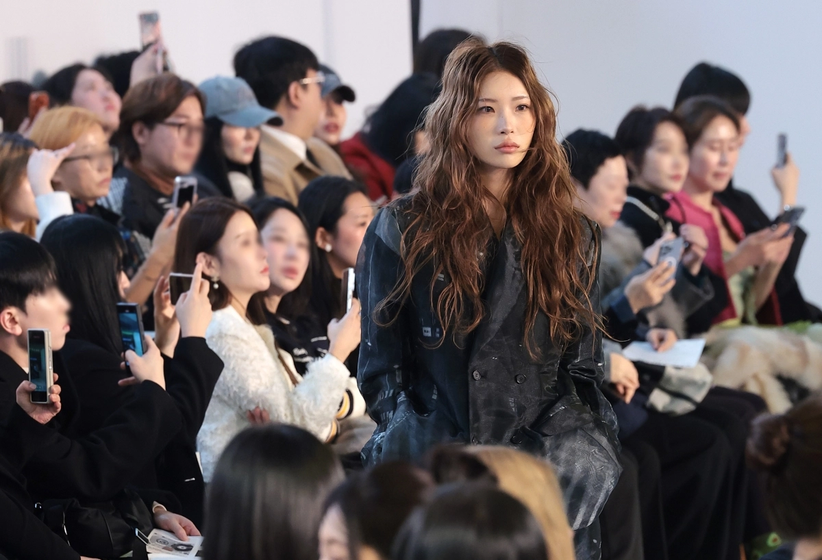 ‘최진실 딸’ 최준희, 페노메논시퍼 패션쇼 런웨이