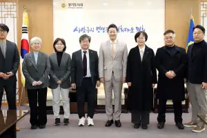 김진경 경기도의회 의장, 경기지역 야5당과 기초의원 선거구 획정 관련 의견 나눠