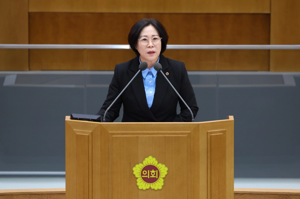 서현옥 의원이 4일 제388회 임시회 제2차 본회의에서 5분 자유발언을 하고 있다.(사진=경기도의회)