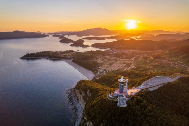 고흥우주발사전망대 전경. 고흥군 제공.
