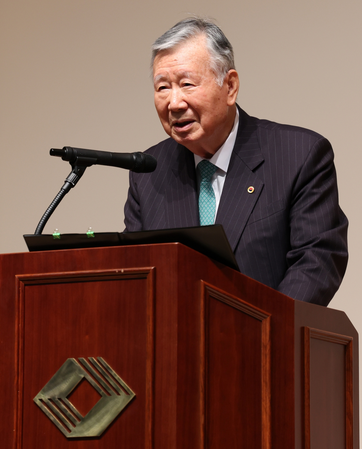 신년사 하는 이중근 부영그룹 회장