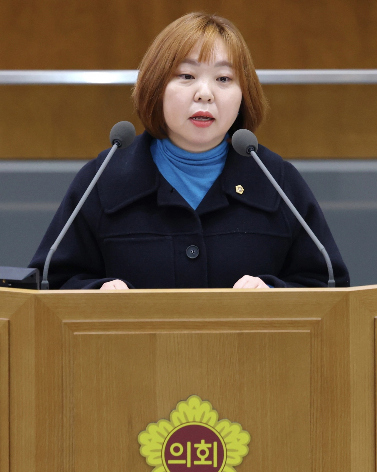 전자영 의원이 4일 제388회 임시회 제2차 본회의에서 김동연 지사에게 도정질문을 하고 있다.(사진=경기도의회)