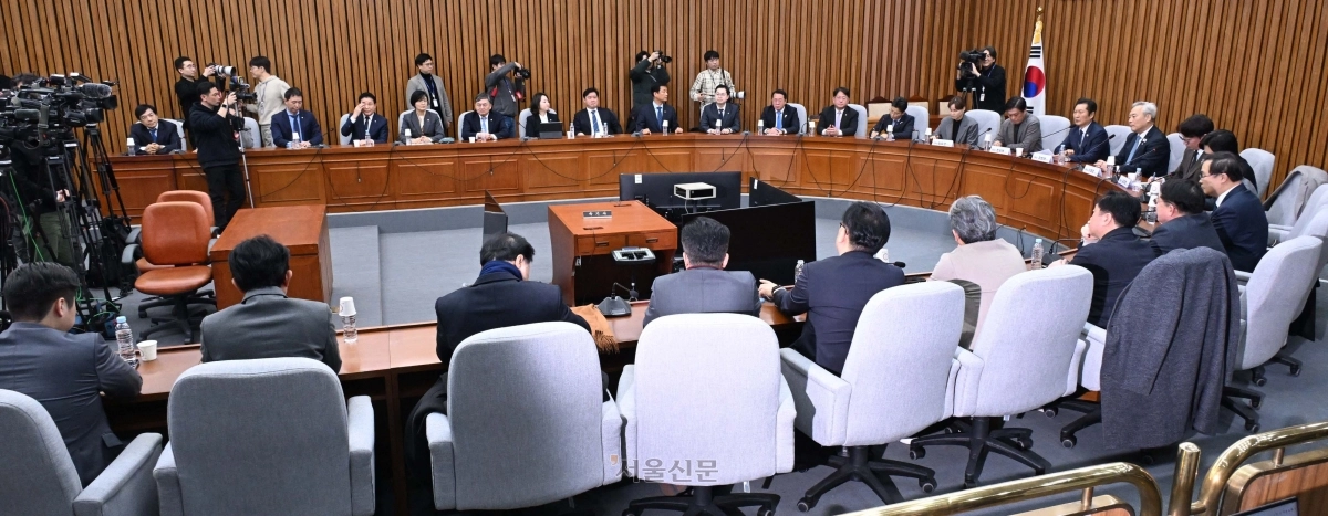 정청래 더불어민주당 대표가 5일 국회에서 열린 초선의원 간담회에서 발언 하고 있다. 2026.2.5 안주영 전문기자