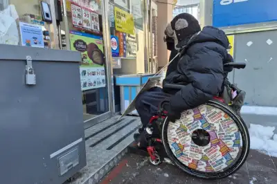 “평범하게 편의점 다니고파”…10㎝ 턱에 막힌 휠체어 장애인 일상