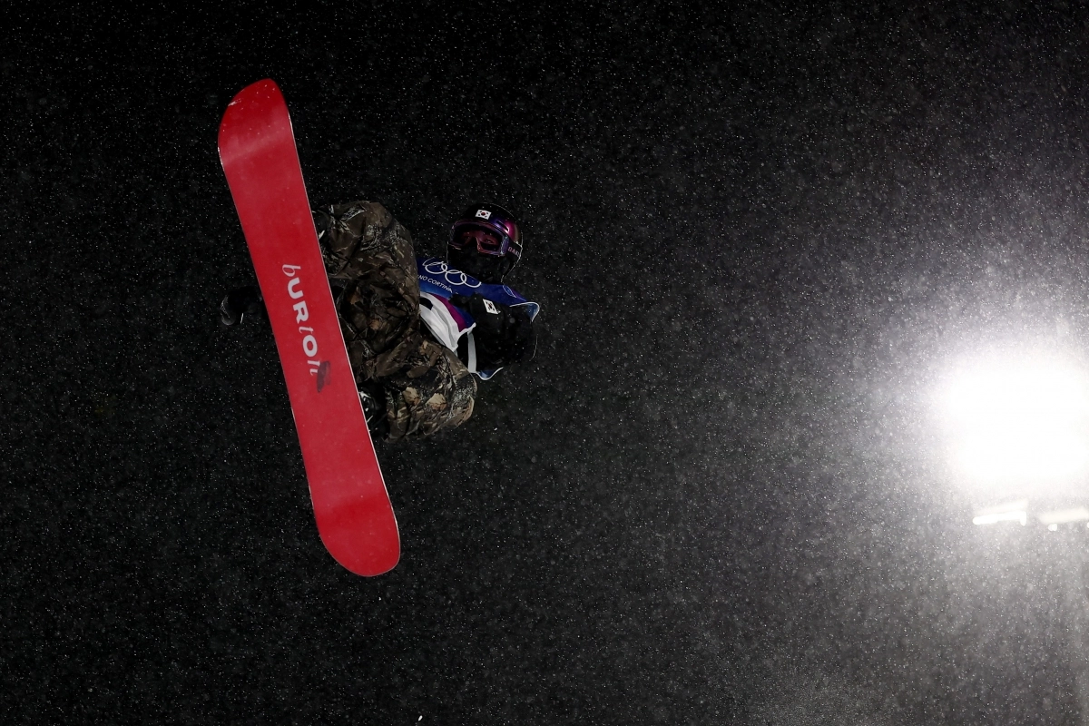 밀라노 올림픽 톱10 향해… 날아오르는 ‘팀코리아’