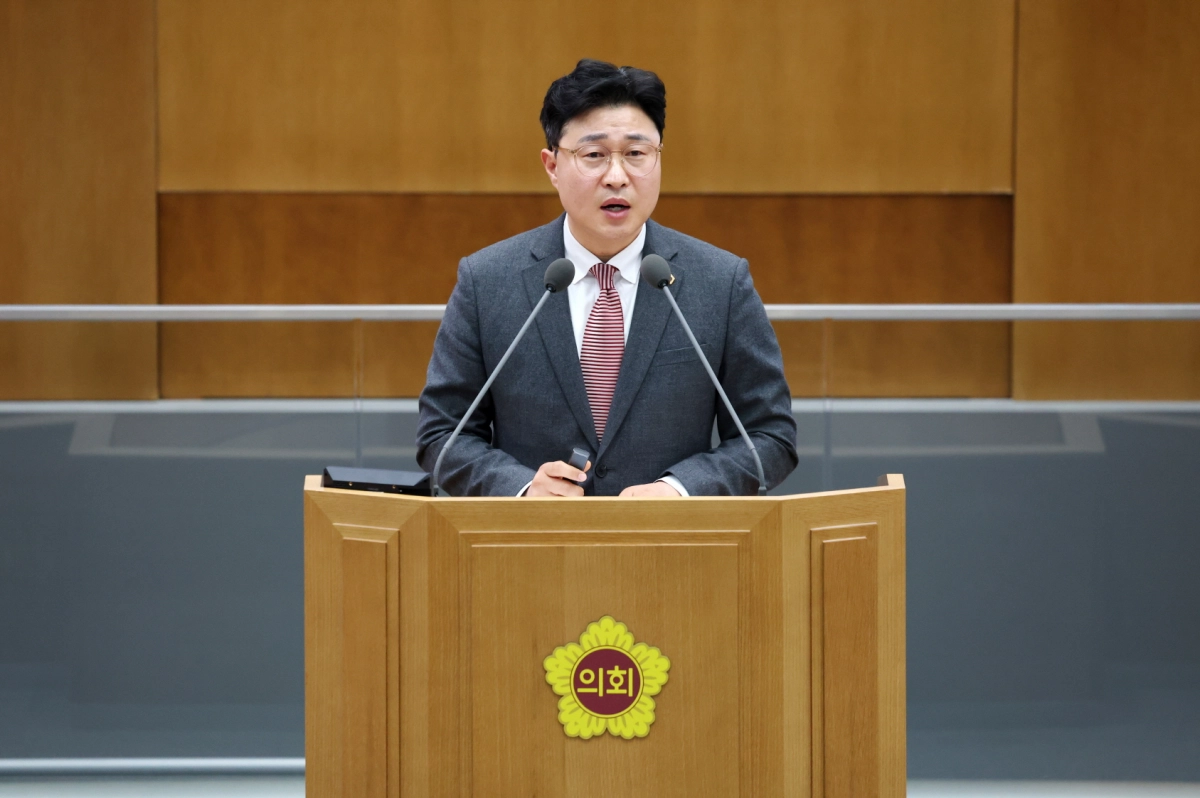 이영주 의원이 5일 제388회 임시회 본회의에서 대집행부 질문을 하고 있다.(사진=경기도의회)