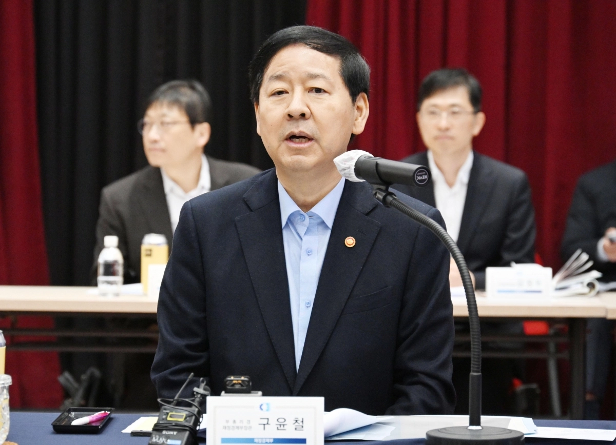 구윤철 부총리 겸 재정경제부 장관이 5일 인천 남동구 인천상공회의소에서 열린 기업인들과 간담회에서 발언하고 있다. 재정경제부 제공