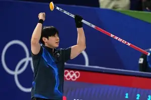 ‘선영석’ 마침내 첫 승 6경기 만에 미국 꺾어…준결승 진출은 불투명