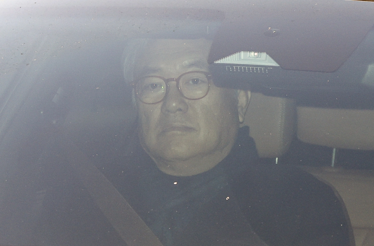 ‘윤 대통령실 PC초기화’ 정진석 피의자 조사