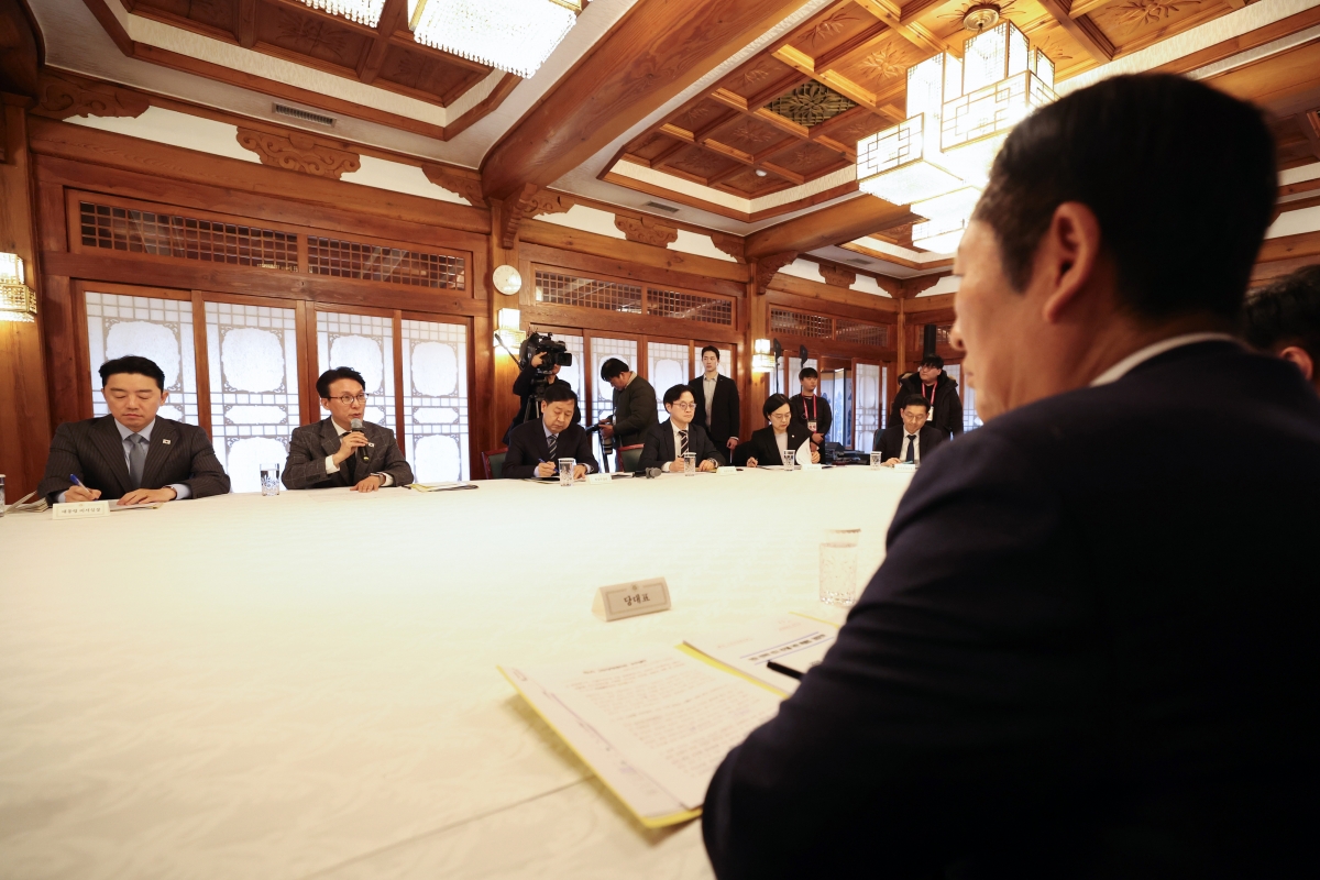 김민석 국무총리가 8일 오후 서울 종로구 국무총리공관에서 열린 고위당정협의회에서 발언하고 있다. 2026.2.8. 공동취재