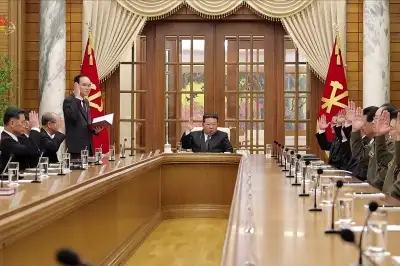 유엔 제재 완화 속 2월 하순 당대회 여는 북한… 靑 “선의에 호응해야”