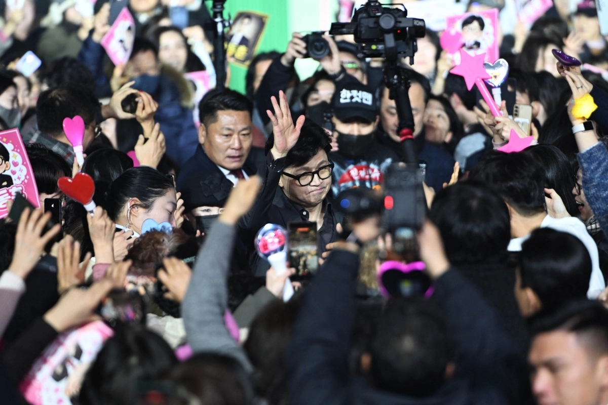 한동훈 전 국민의힘 대표가 8일 서울 송파구 잠실실내체육관에서 열린 ‘한동훈 토크콘서트 2026’에 입장하고 있다. 2026.2.8 홍윤기 기자