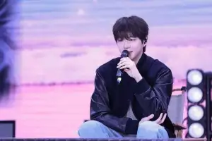 강다니엘, 오늘 현역 입대…“워너원 재결합 프로젝트 녹화” 깜짝 선물