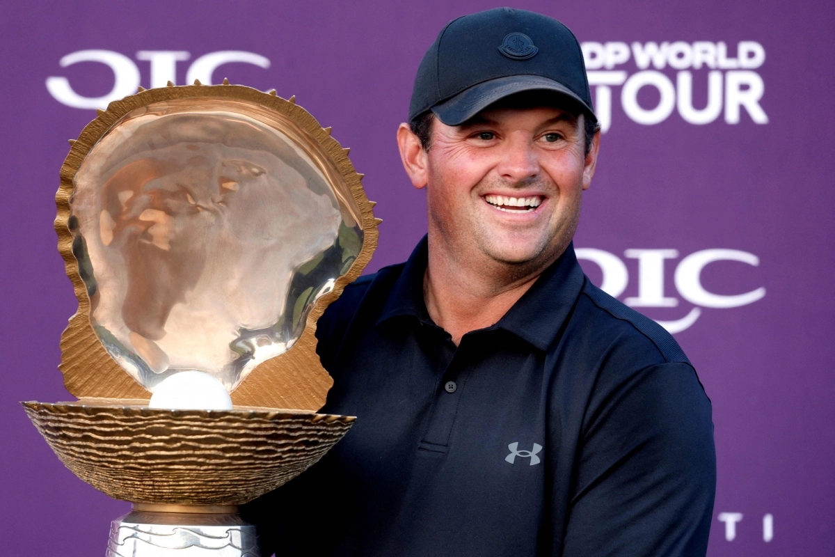 DP 월드투어 카타르 마스터스 우승 트로피를 든 패트릭 리드.